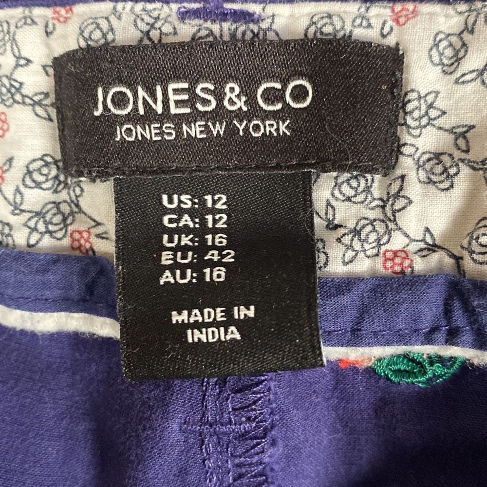 Jones & co short - Picture 3 of 4